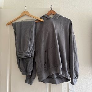 H&M sweatshirt and sweatpants